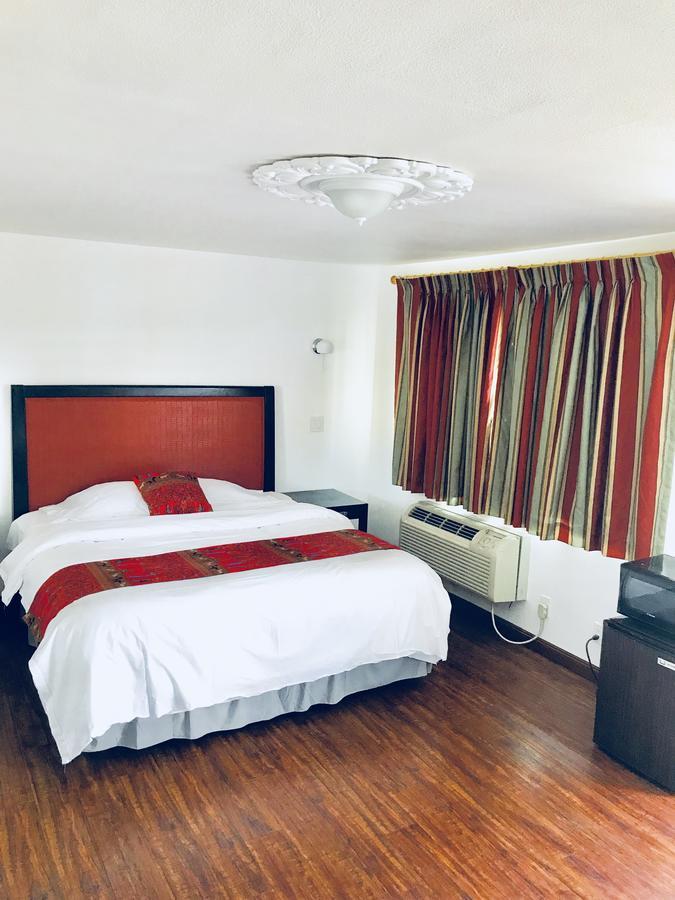 Norwalk Inn & Suites Exteriér fotografie
