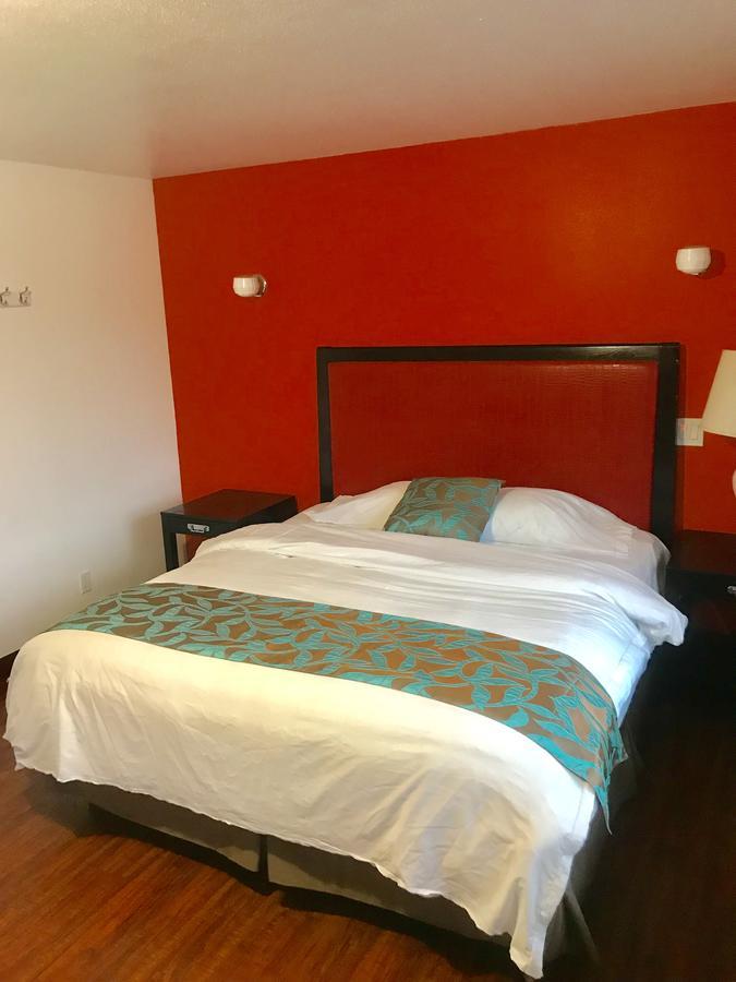 Norwalk Inn & Suites Exteriér fotografie